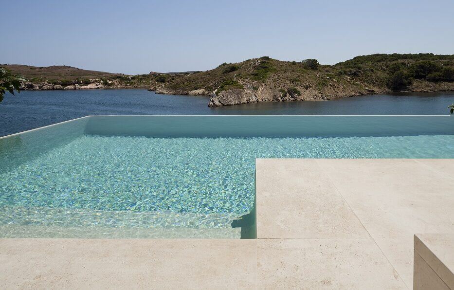 Piscina-la-mar-1 piscina-mar-menorca